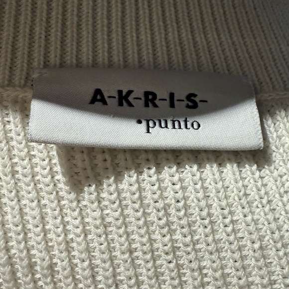 Akris Punto Embroidered Ivory Shirttail Sweater – Size 10 - Picture 3 of 10